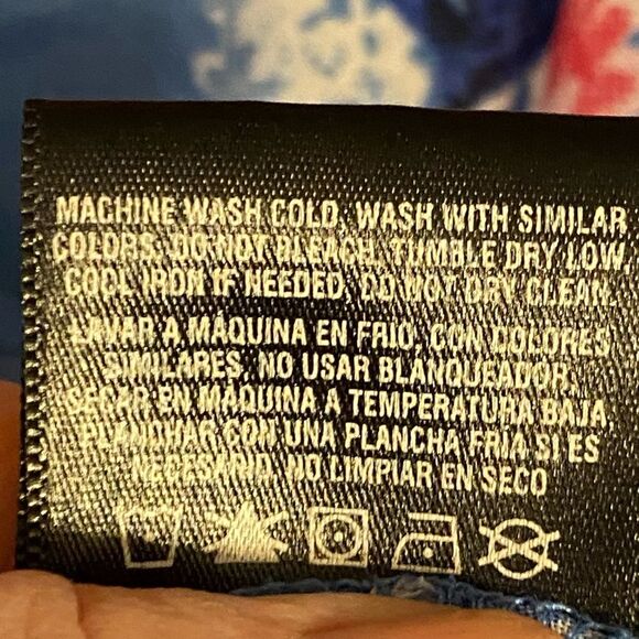 Attention Blue Floral Sleeveless Blouse Womens Size Large Lightweight Semi Sheer - Picture 6 of 6